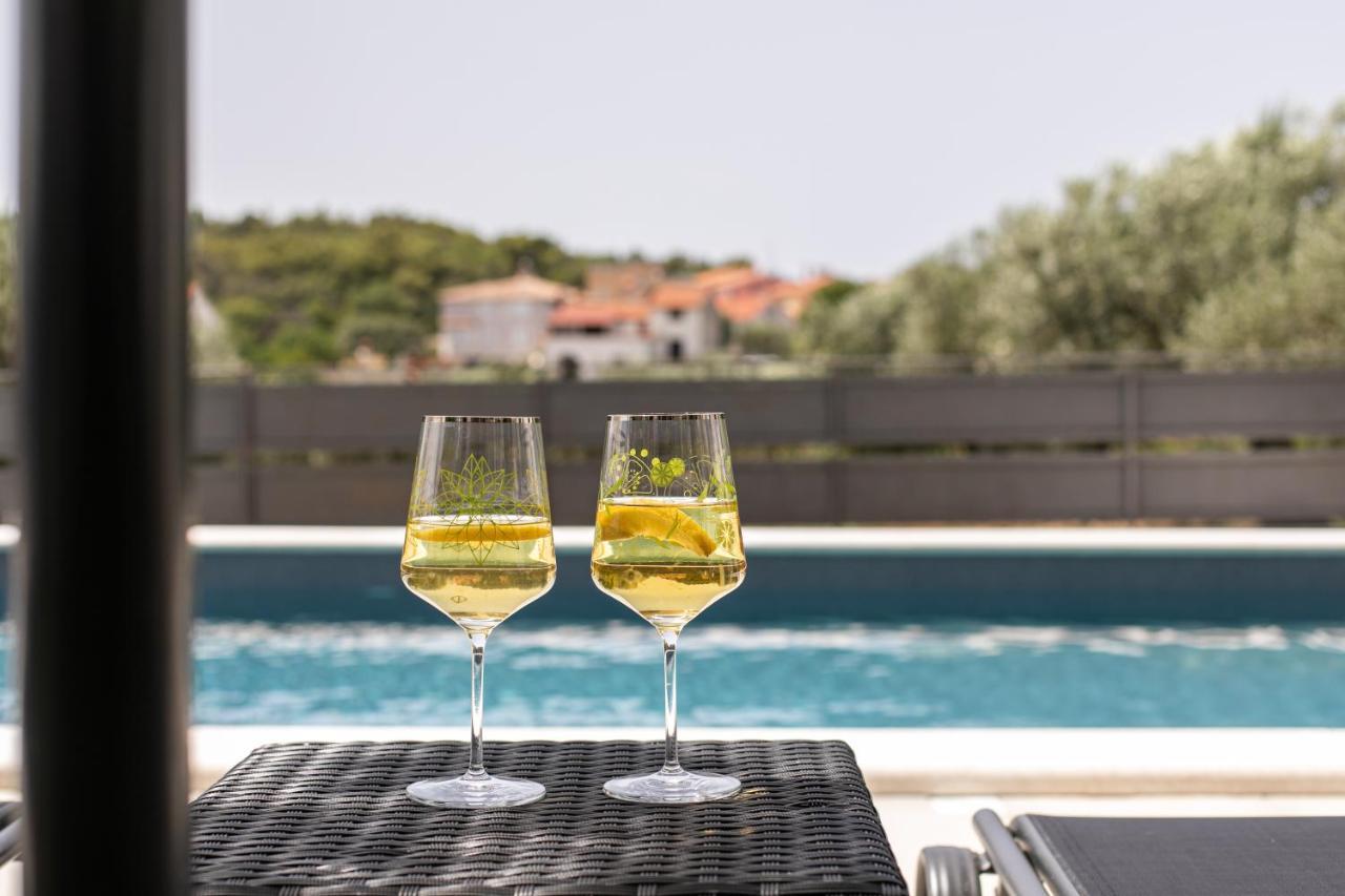 PUY Apartments Tina Stinjan מראה חיצוני תמונה