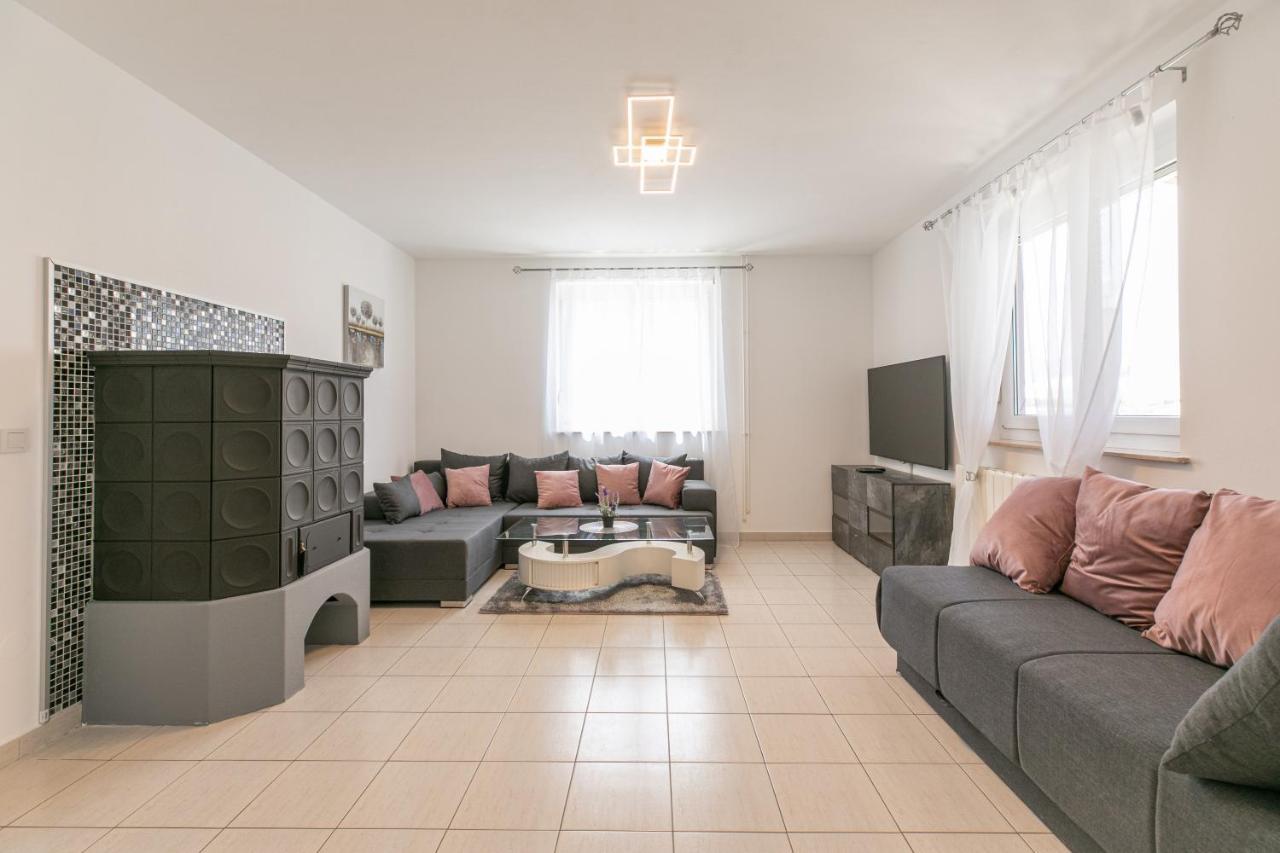 PUY Apartments Tina Stinjan מראה חיצוני תמונה