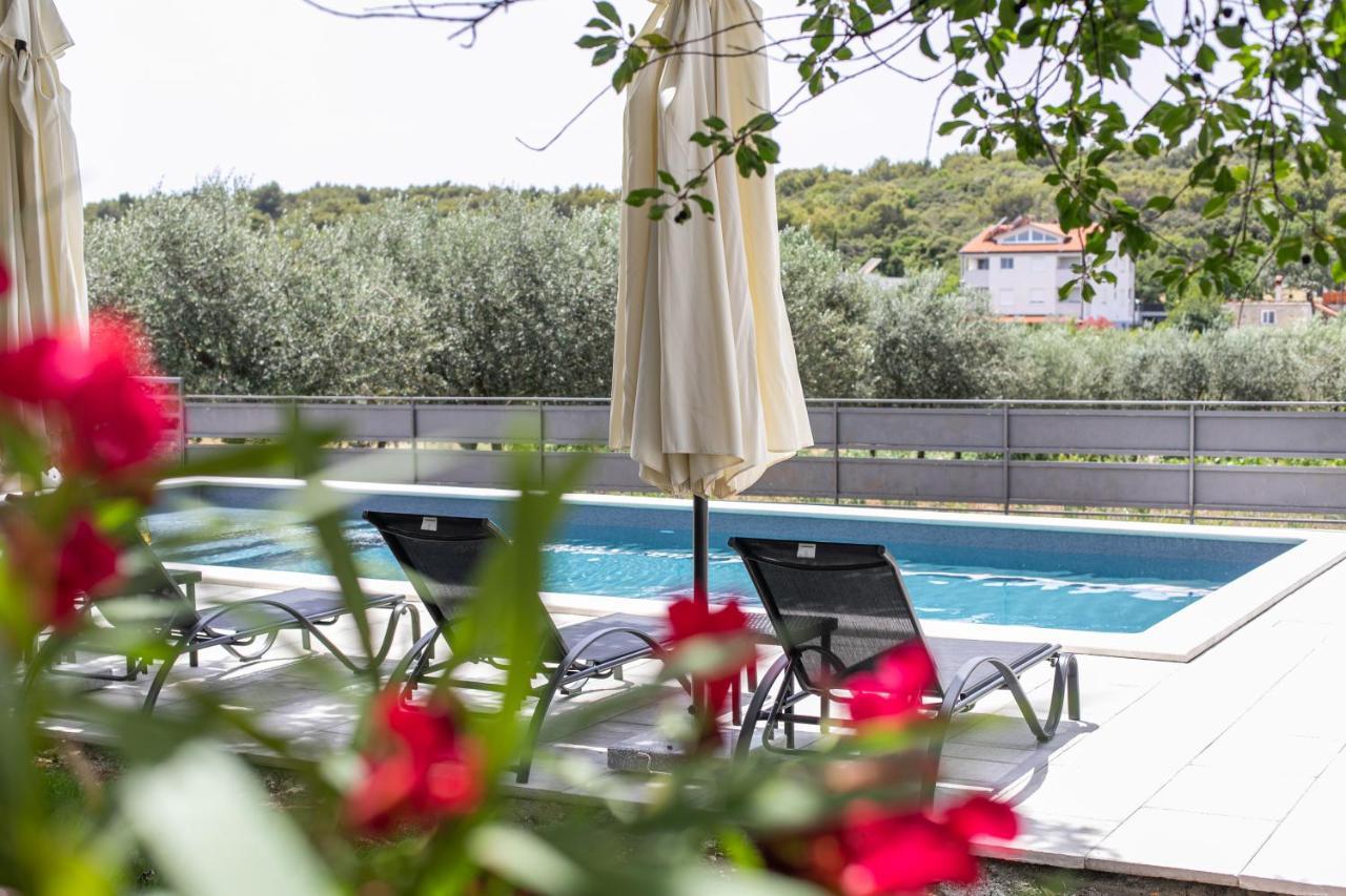 PUY Apartments Tina Stinjan מראה חיצוני תמונה
