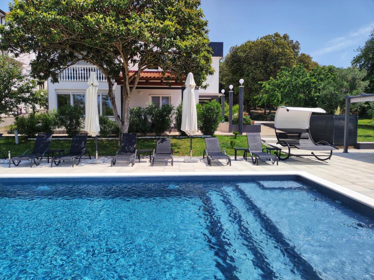 PUY Apartments Tina Stinjan מראה חיצוני תמונה