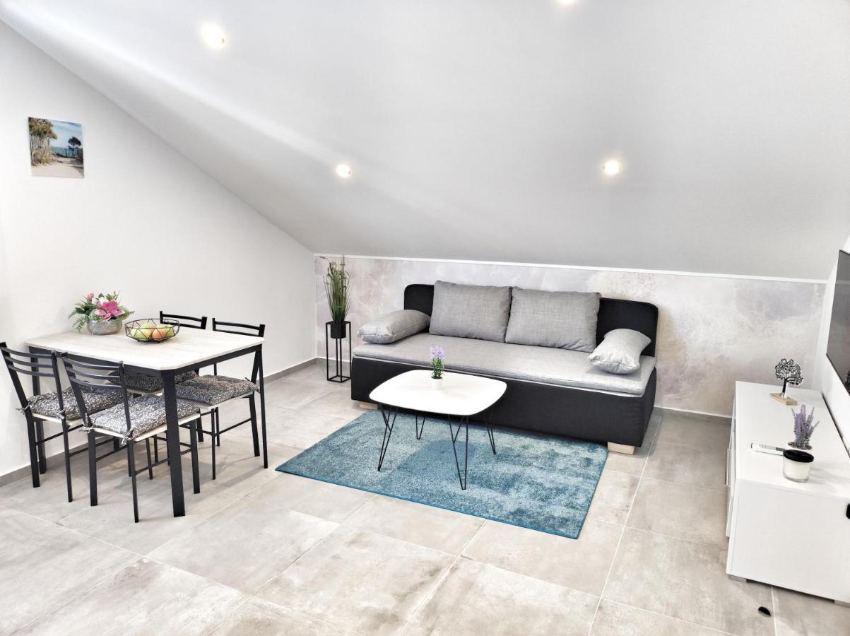 PUY Apartments Tina Stinjan מראה חיצוני תמונה