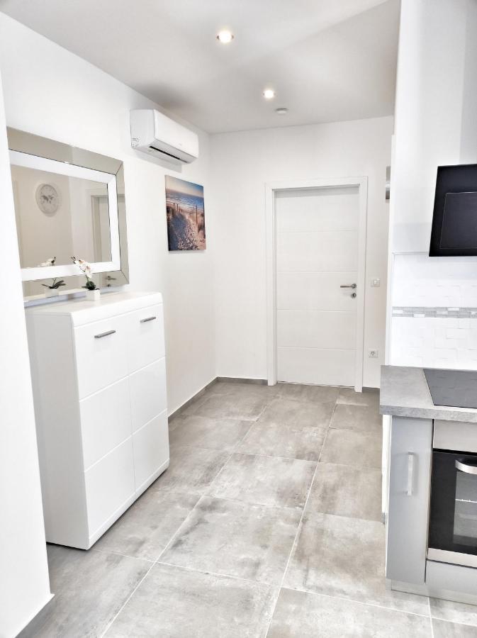 PUY Apartments Tina Stinjan מראה חיצוני תמונה
